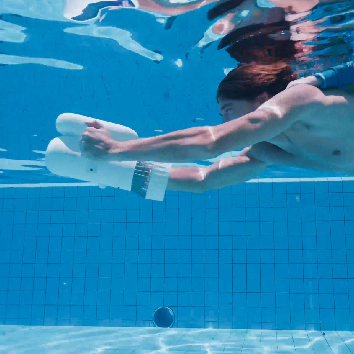 SUBLUE EZ Underwater Scooter – Compact 3.13 MPH Recreational Water Scooter with 15m Depth Rating