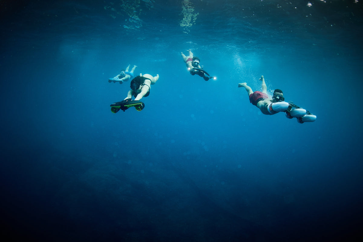 Navbow Underwater Scooter – Dual-Motor Dive Propulsion with OLED Display & 40m Depth Rating