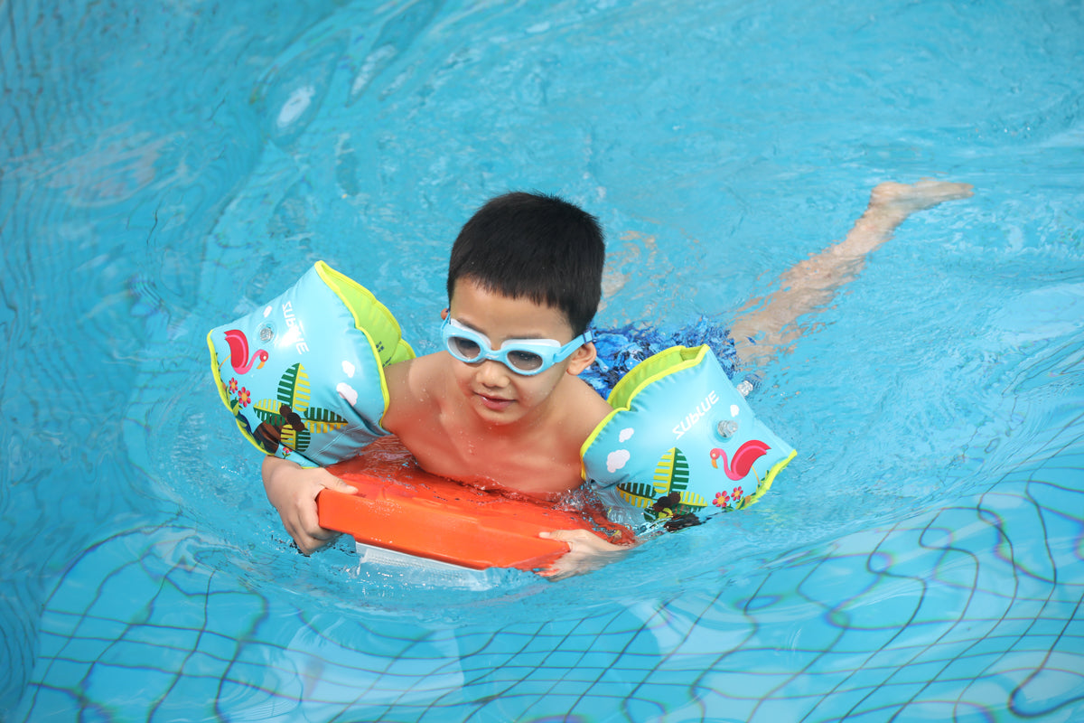 Swii Swim Training & Recreation Propulsion Board – Dual-Propeller Kickboard with Smart Controls
