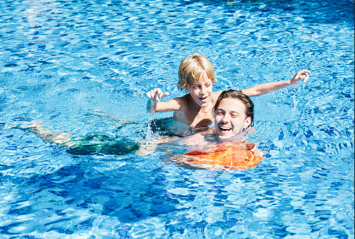 Swii Swim Training & Recreation Propulsion Board – Dual-Propeller Kickboard with Smart Controls