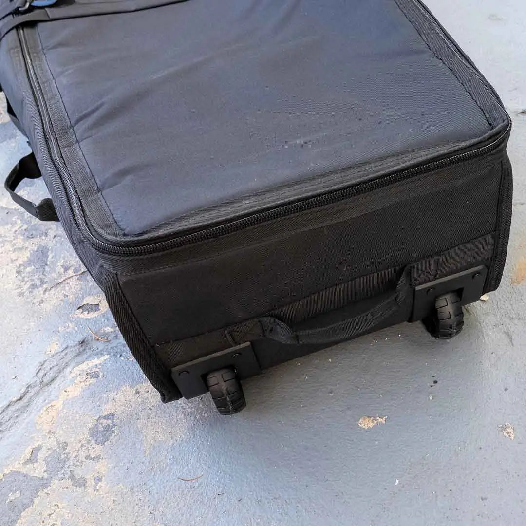 4-Surfboard Travel Bag with Wheels – 10mm Padded Surfboard Travel Case