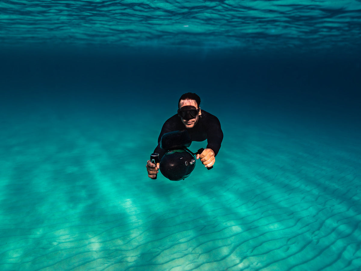SUBLUE VAPOR Pro Underwater Scooter – 7.46 MPH Pump-Jet Performance with Dual Batteries
