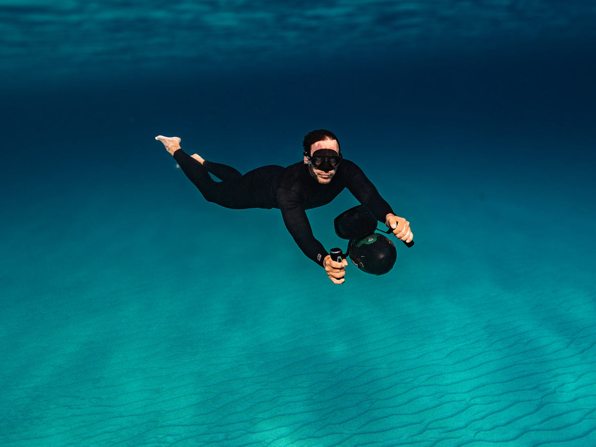 SUBLUE VAPOR Pro Underwater Scooter – 7.46 MPH Pump-Jet Performance with Dual Batteries