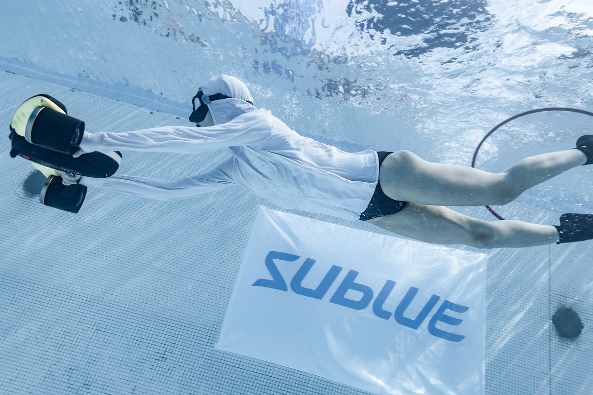 Navbow Underwater Scooter – Dual-Motor Dive Propulsion with OLED Display & 40m Depth Rating