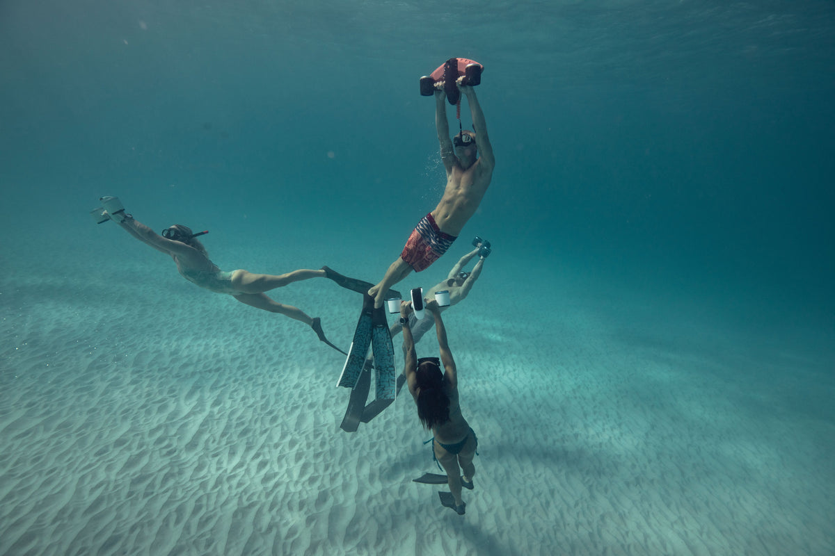 Navbow Underwater Scooter – Dual-Motor Dive Propulsion with OLED Display & 40m Depth Rating