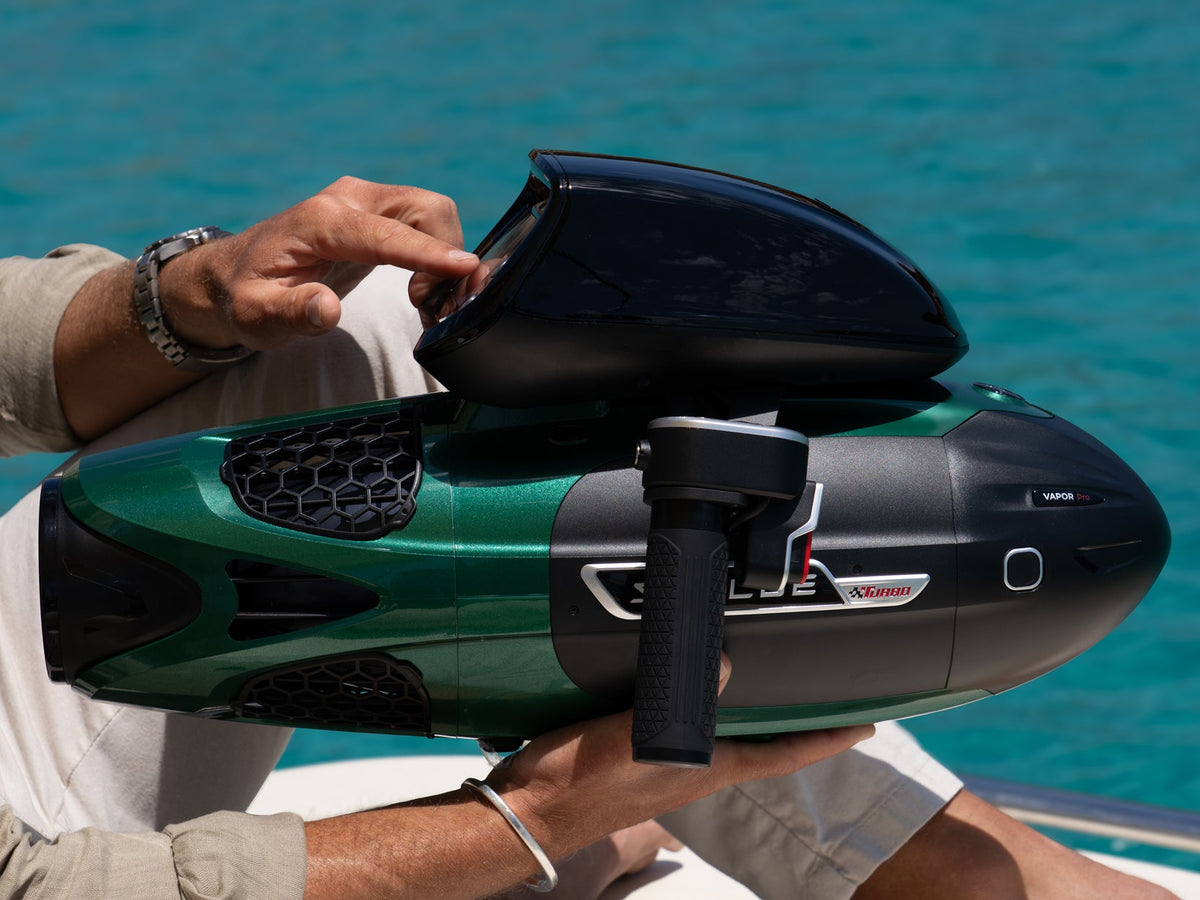 SUBLUE VAPOR Pro Underwater Scooter – 7.46 MPH Pump-Jet Performance with Dual Batteries