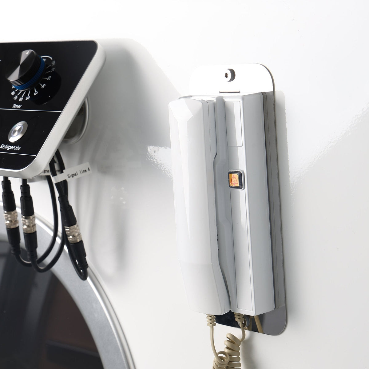 MedEq TimePod 2 – 2.0 ATA Triangular Hard-Shell Hyperbaric Chamber