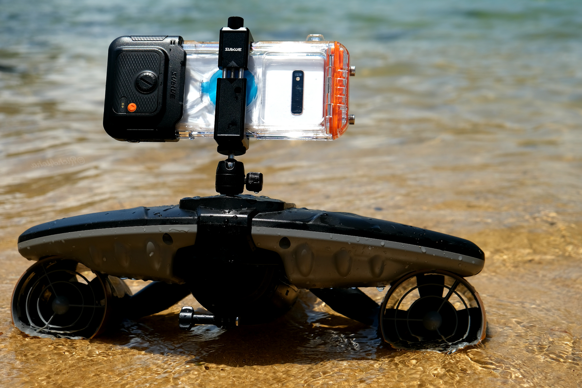 SUBLUE Navbow+ Underwater Scooter – Dual-Motor Dive Propulsion with Real-Time Dive Data
