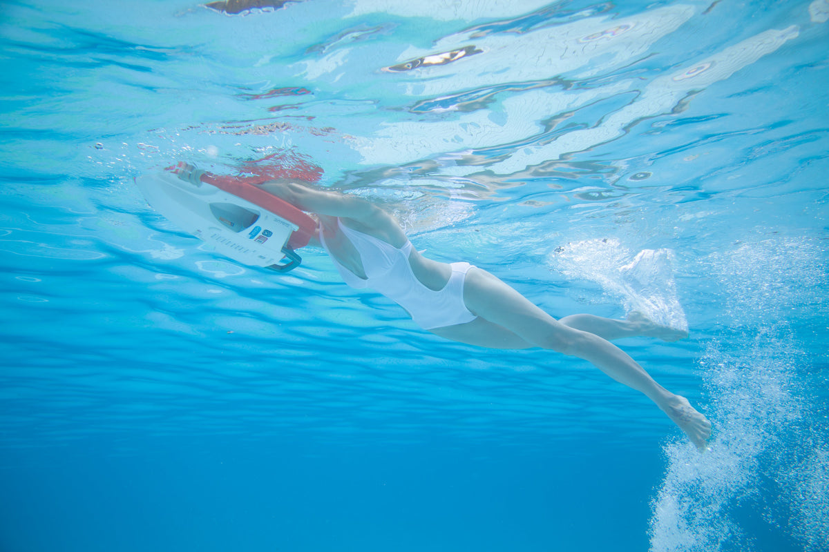 Swii Swim Training &amp; Recreation Propulsion Board – Dual-Propeller Kickboard with Smart Controls