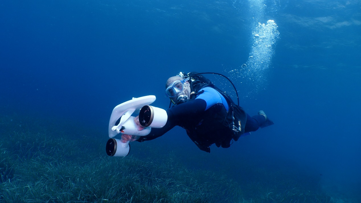 SUBLUE MixPro 2026 Underwater Scooter – 4.03 MPH, 3-Speed Control &amp; 60-Minute Runtime