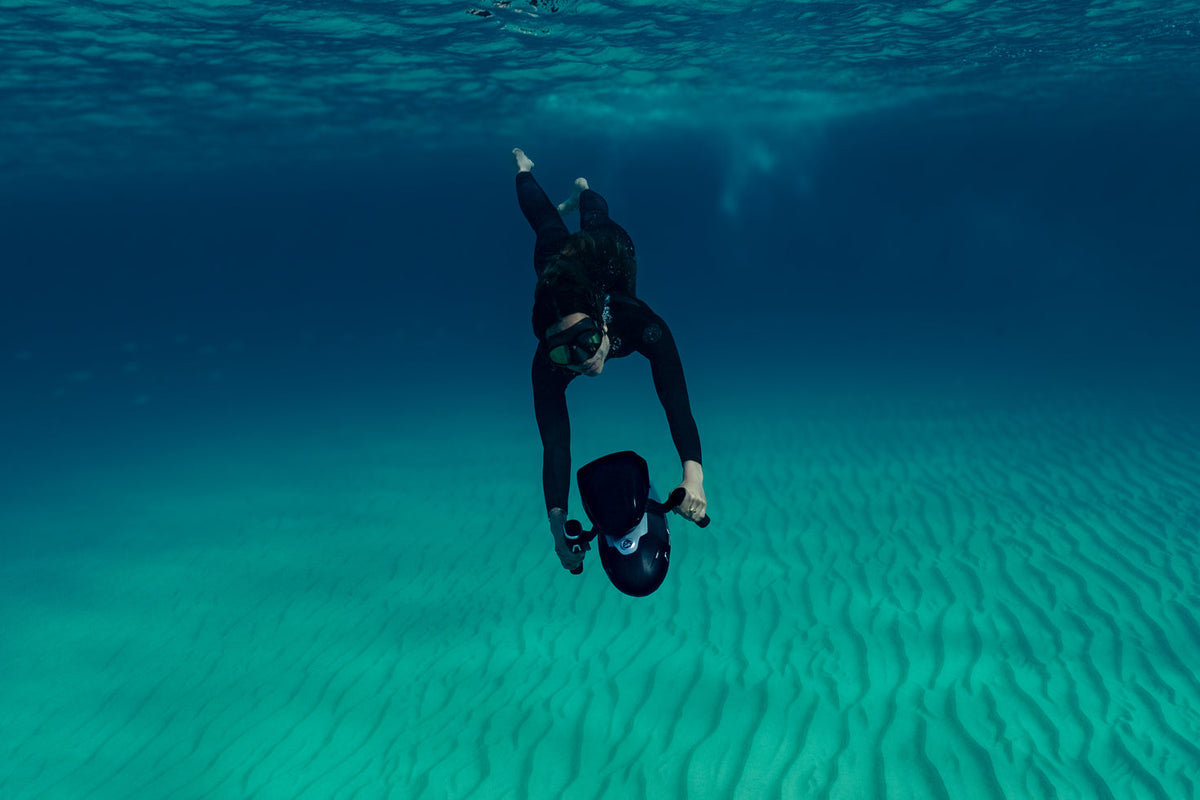 SUBLUE VAPOR Pro Underwater Scooter – 7.46 MPH Pump-Jet Performance with Dual Batteries