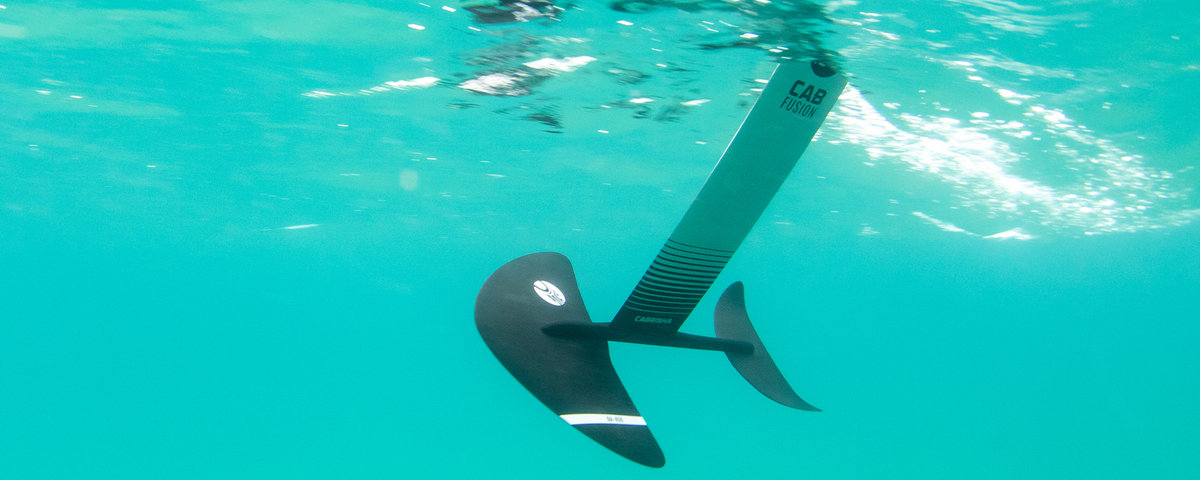 Cabrinha Double Agent DA850 Foil System – Forgiving Low-Aspect Hydrofoil with Fusion Hybrid Mast