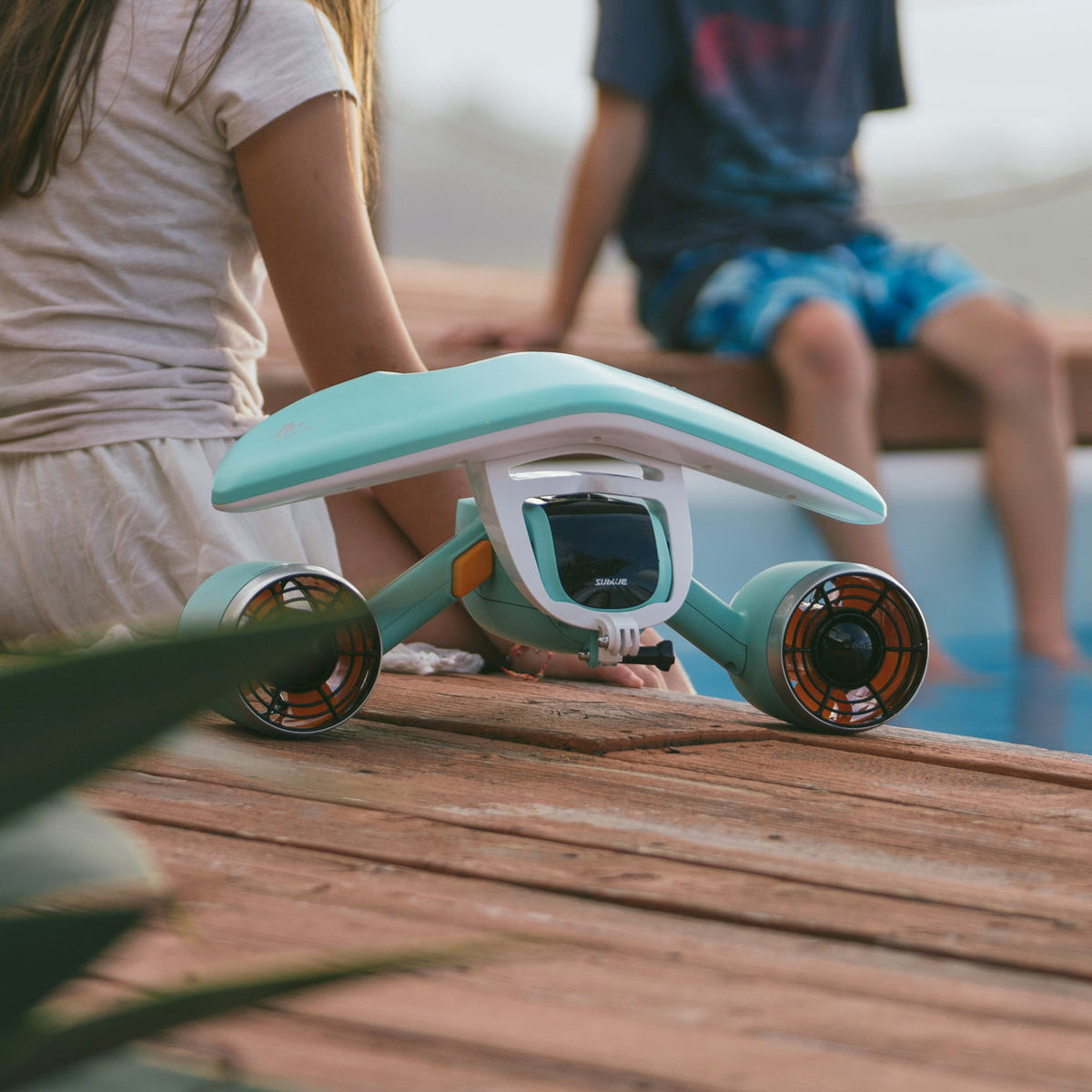SUBLUE Mix 2026 Underwater Scooter – Dual-Speed Propulsion with 40m Depth Rating