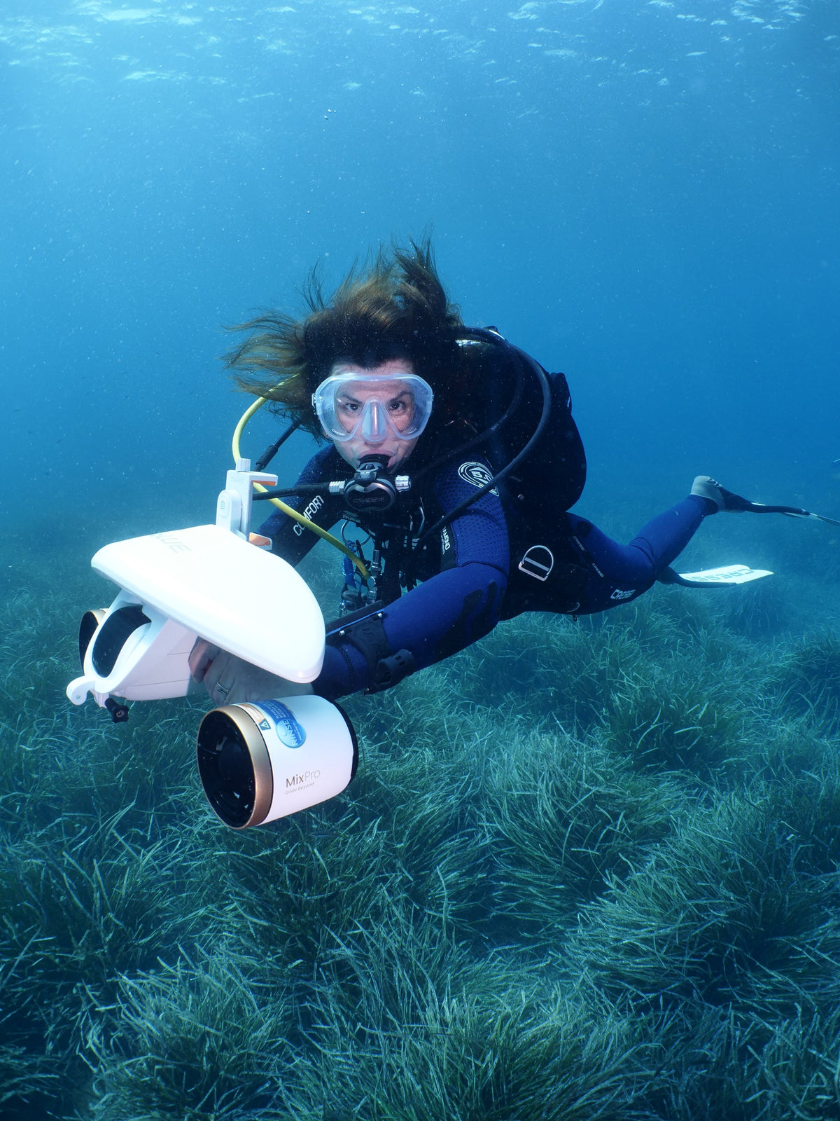 SUBLUE MixPro 2026 Underwater Scooter – 4.03 MPH, 3-Speed Control &amp; 60-Minute Runtime