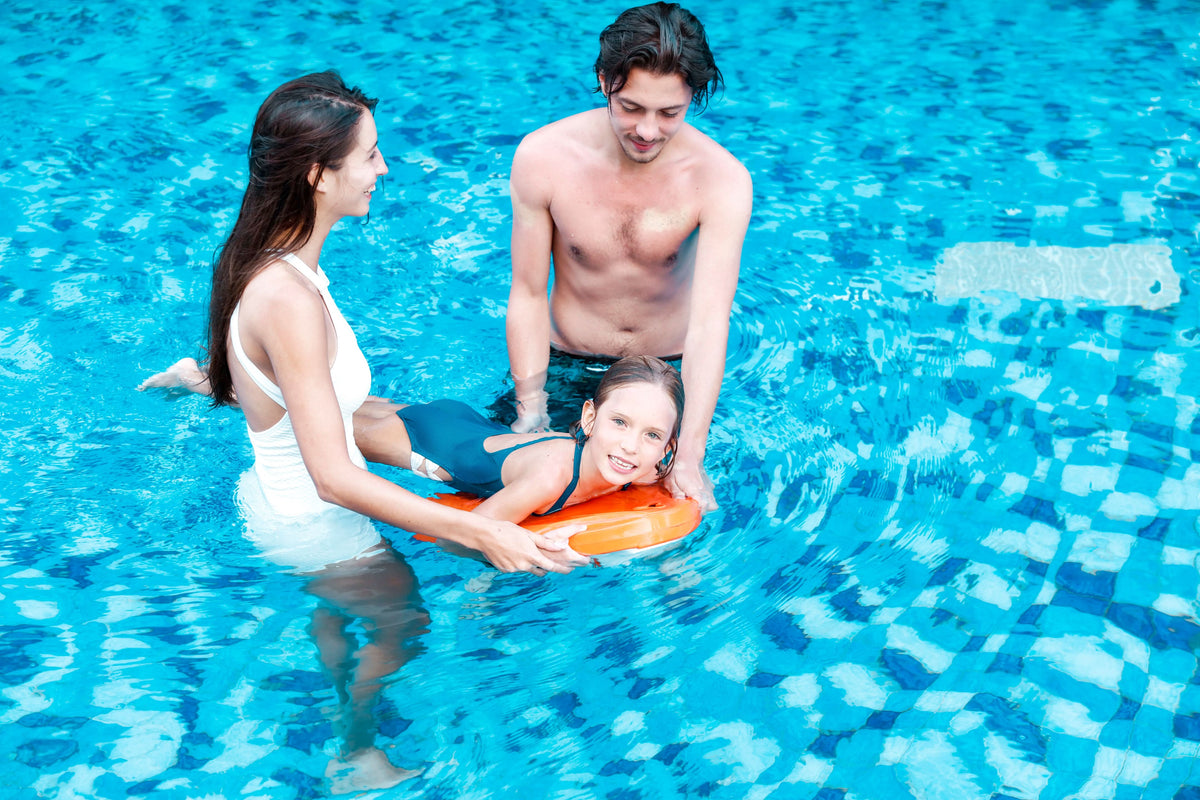 Swii Swim Training &amp; Recreation Propulsion Board – Dual-Propeller Kickboard with Smart Controls