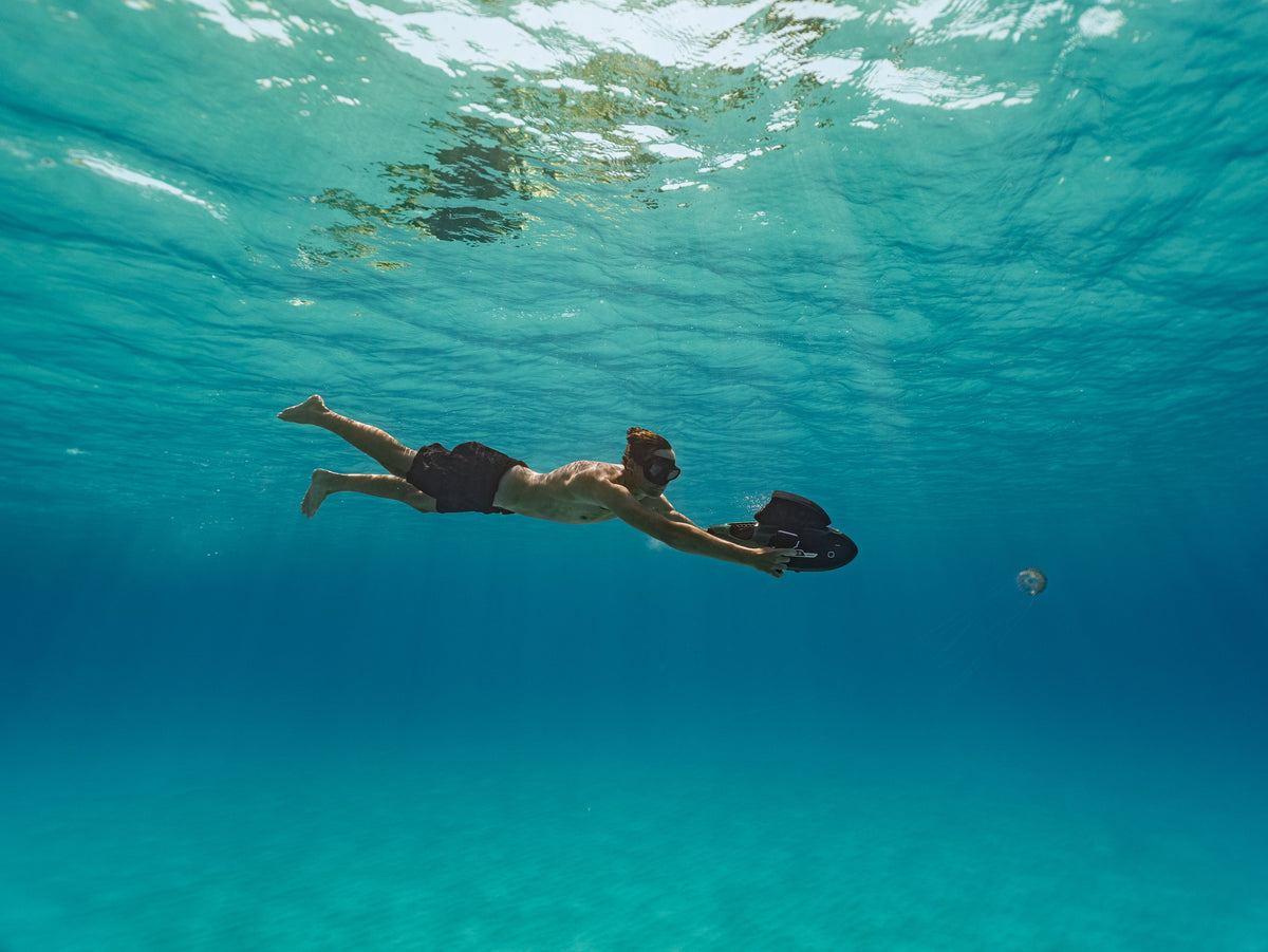 SUBLUE VAPOR Pro Underwater Scooter – 7.46 MPH Pump-Jet Performance with Dual Batteries