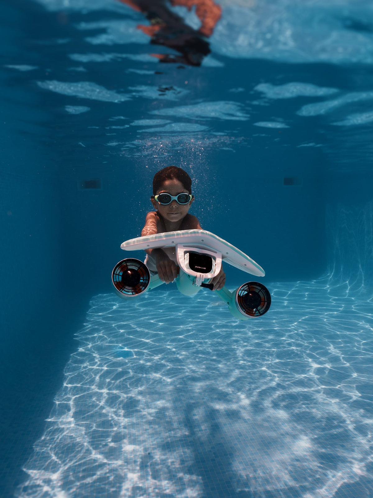SUBLUE Mix 2026 Underwater Scooter – Dual-Speed Propulsion with 40m Depth Rating