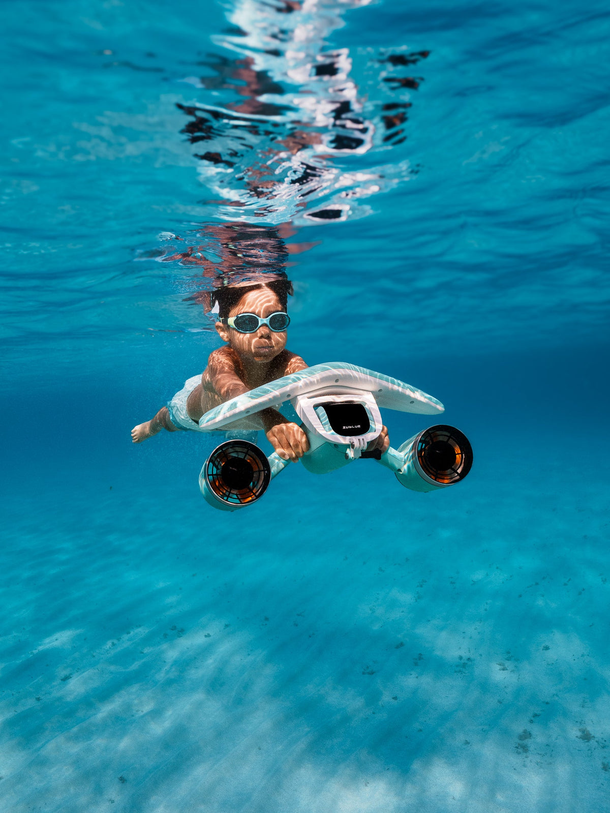 SUBLUE Mix 2026 Underwater Scooter – Dual-Speed Propulsion with 40m Depth Rating