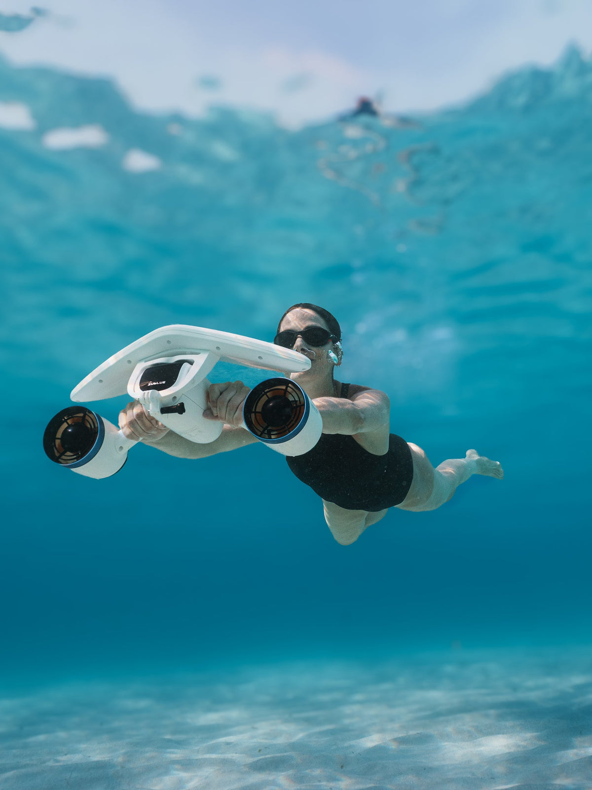 SUBLUE Mix 2026 Underwater Scooter – Dual-Speed Propulsion with 40m Depth Rating