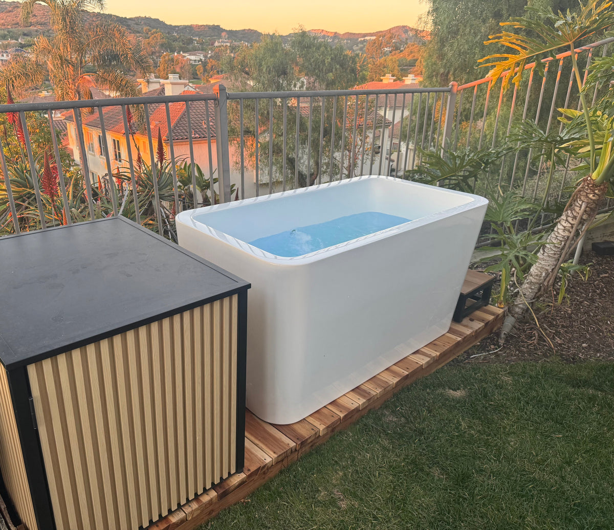 X Tub Acrylic Cold Plunge System – LUX 1.5 HP Chiller & Filtration
