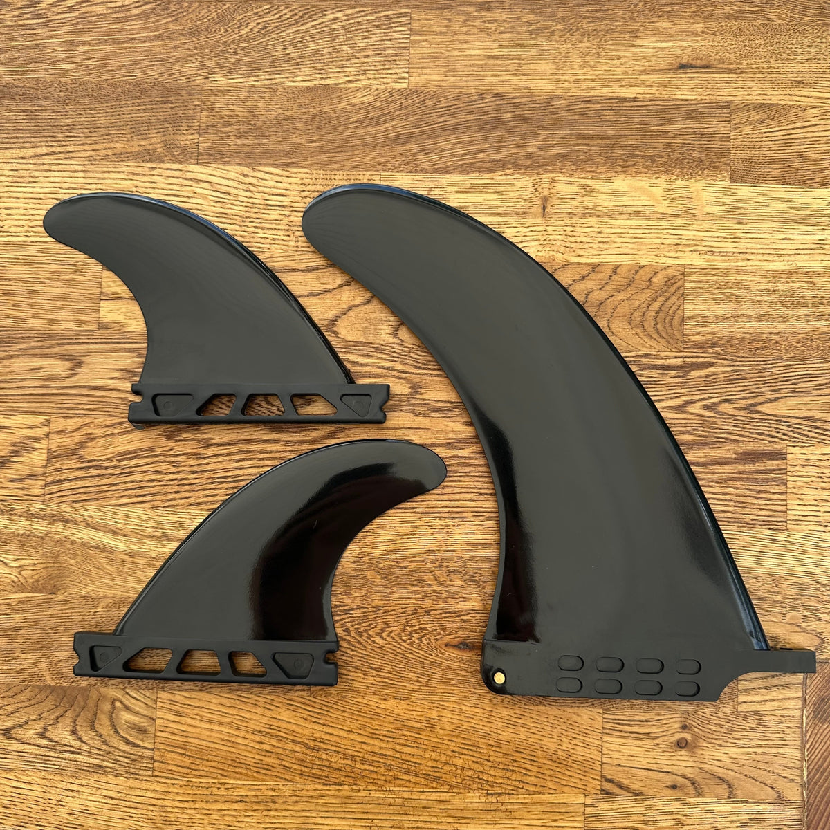 Basic Composite 2+1 Surfboard Fin Set – Center Fin & Side Bites - Aloha Swim Wellness