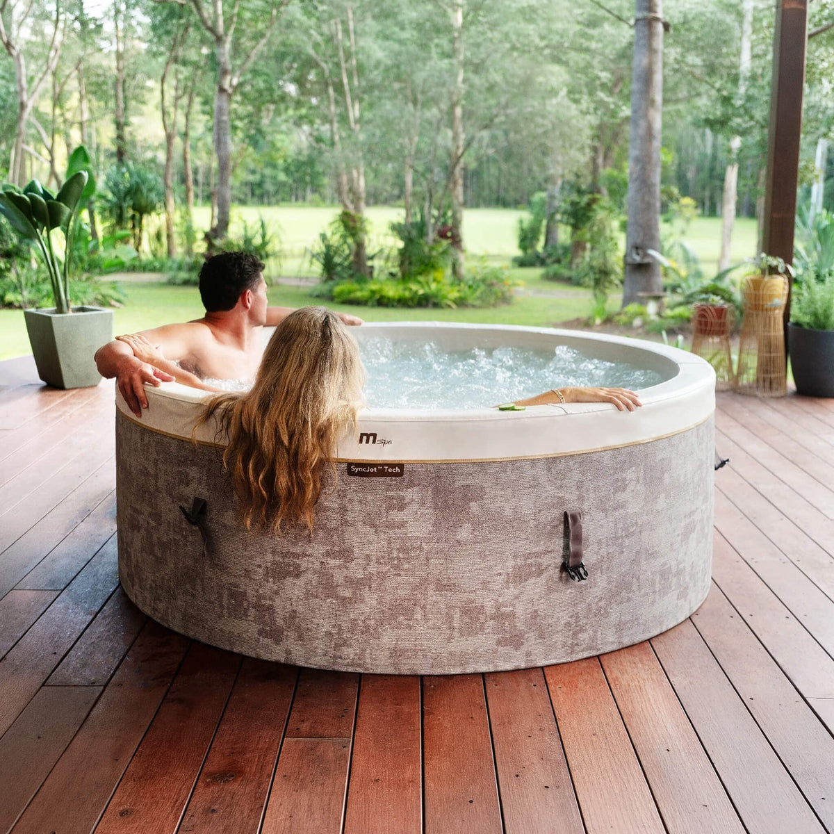 MSpa Cocoon Verto Series 6-Person Inflatable Hot Tub – SyncJet™ Hydromassage