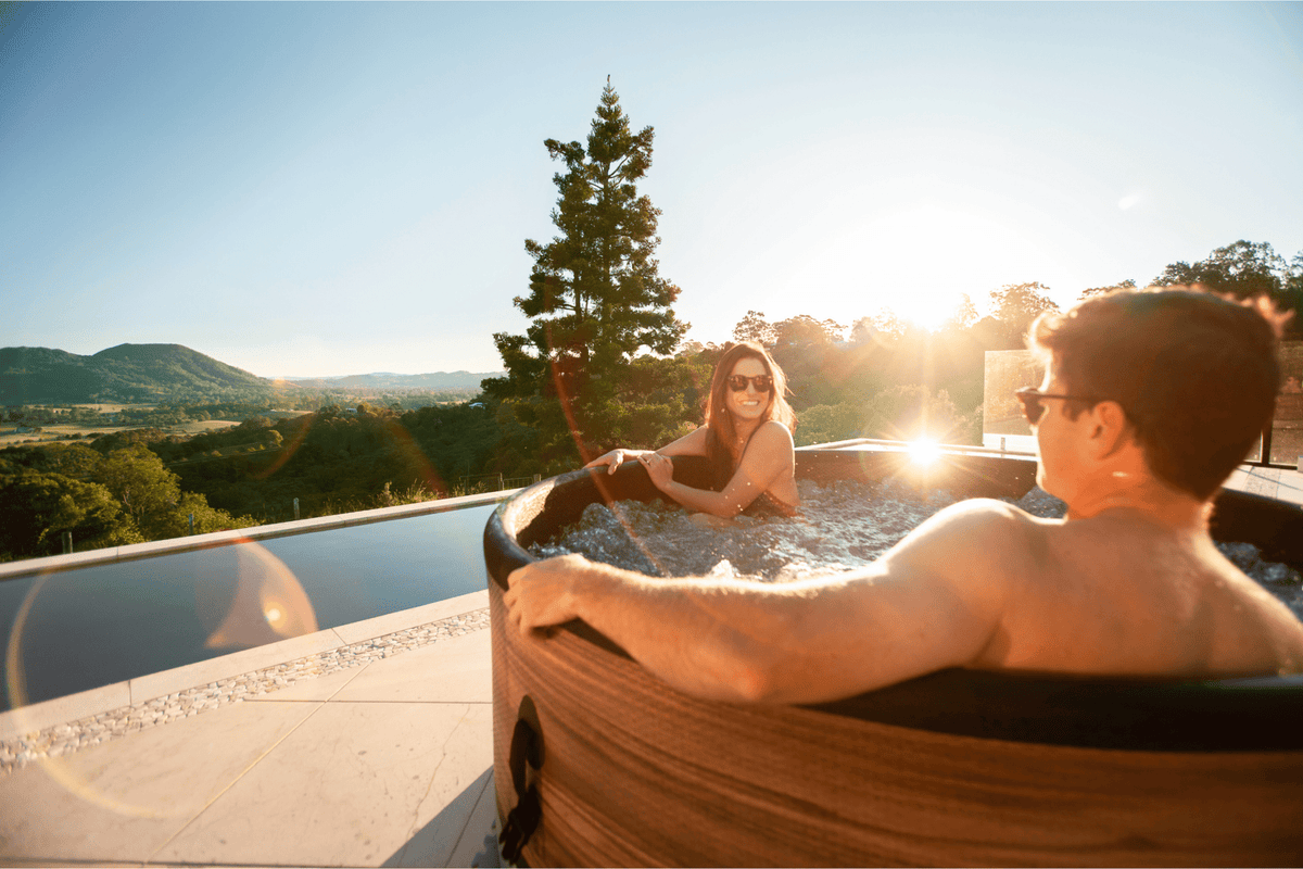 MSPA | DUET | Verto Series | Rigid Hot Tub & Spa | Upto 6 Person - Aloha Swim Wellness