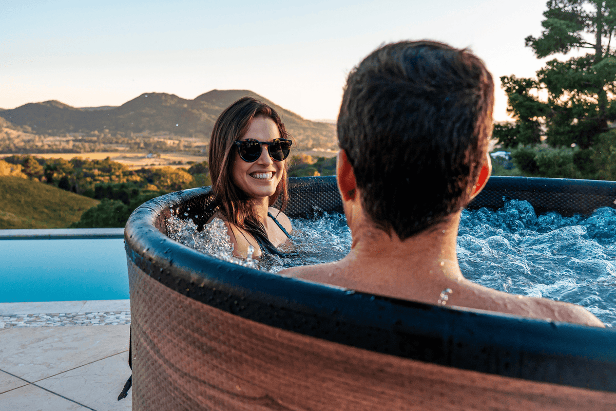 MSPA | DUET | Verto Series | Rigid Hot Tub & Spa | Upto 6 Person - Aloha Swim Wellness