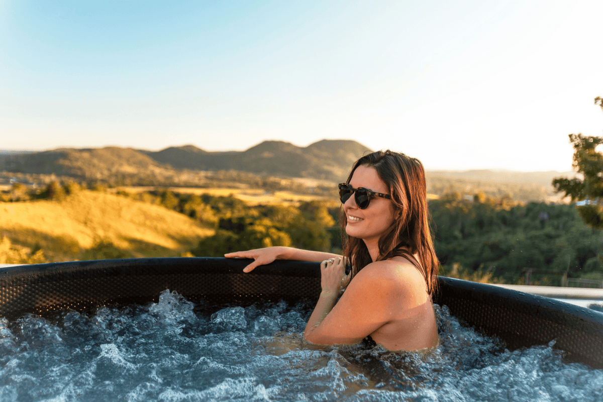 MSPA | DUET | Verto Series | Rigid Hot Tub & Spa | Upto 6 Person - Aloha Swim Wellness