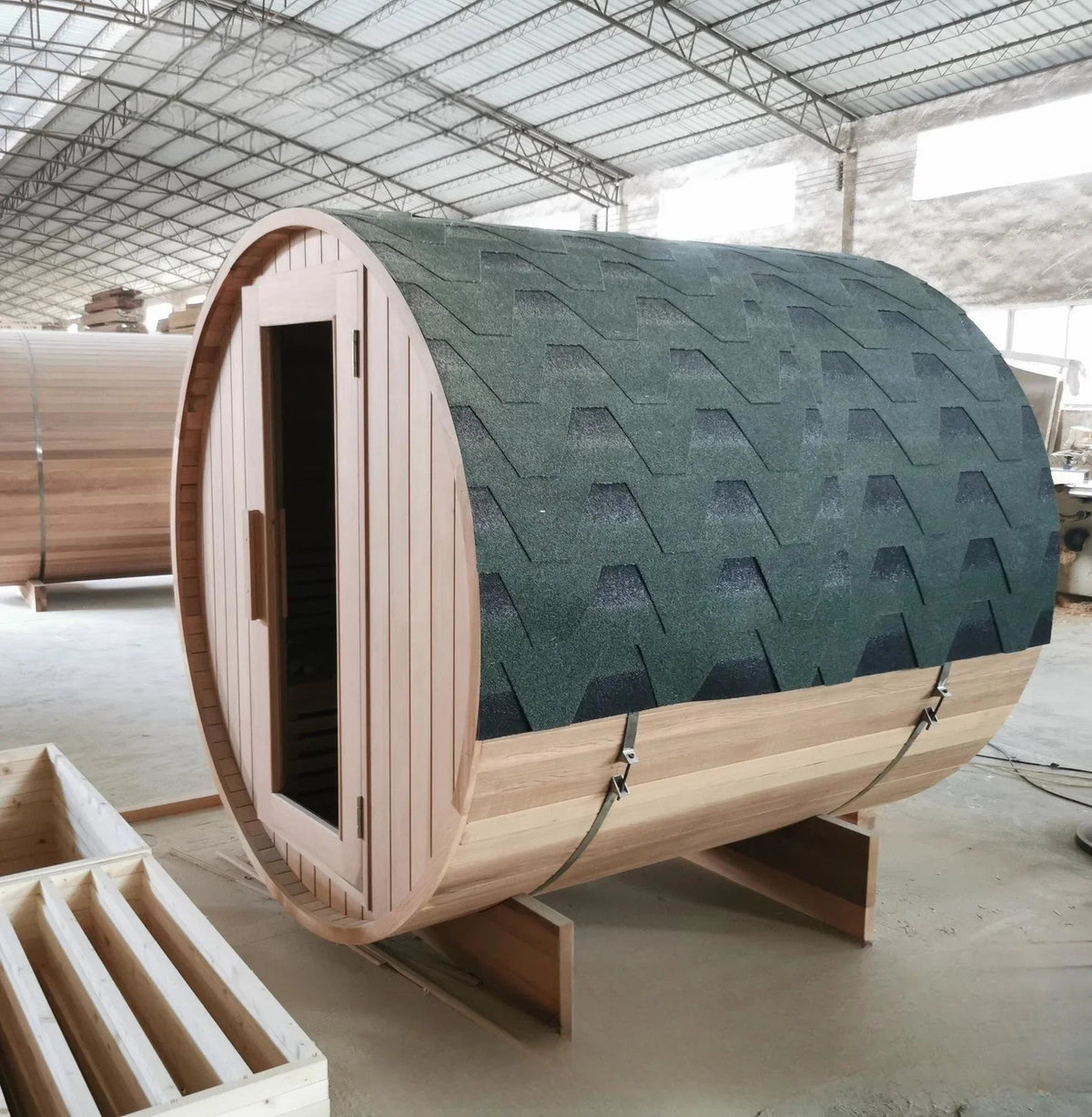 Red Cedar Barrel Outdoor Sauna – 2–4 Person Outdoor Sauna with Tempered Glass - Aloha Swim Wellness