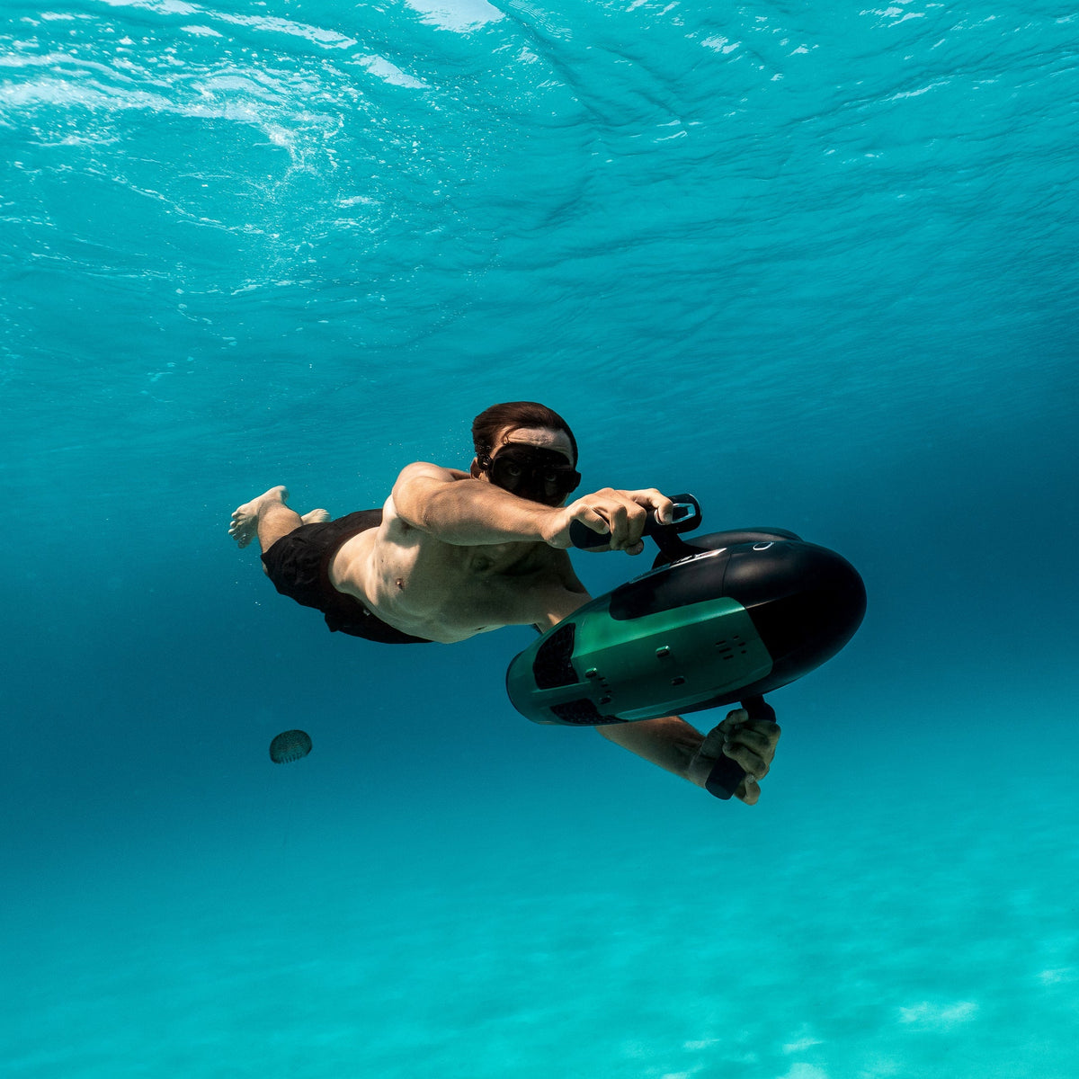 SUBLUE VAPOR Pro Underwater Scooter – 7.46 MPH Pump-Jet Performance with Dual Batteries - Aloha Swim Wellness